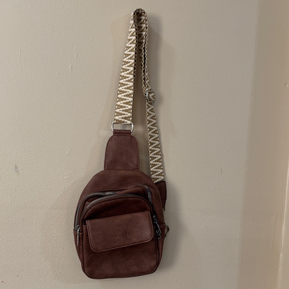 ESLCORRI Stylish Brown Belt Bag with Patterned Strap